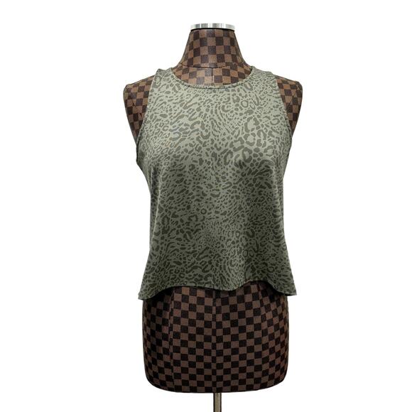 90 Degree by Reflex Green Leopard Crop Tank Top Medium Open Keyhole Back Yoga - Picture 2 of 8